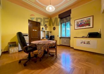 Ufficio - Villa viale italia
 
18, Ponte San Pietro - photo 14