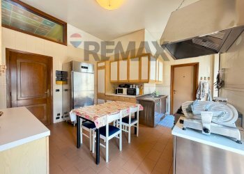 Cucina - Villa viale italia
 
18, Ponte San Pietro - photo 16