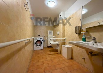 Bagno - Villa viale italia
 
18, Ponte San Pietro - photo 56