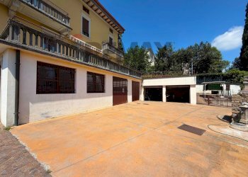 Terrazza - Villa viale italia
 
18, Ponte San Pietro - photo 59