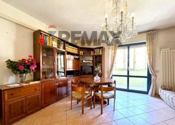 Sala da pranzo - Four-room apartment via Duccio Tancredi Galimberti
 
49, Forlì - photo 6