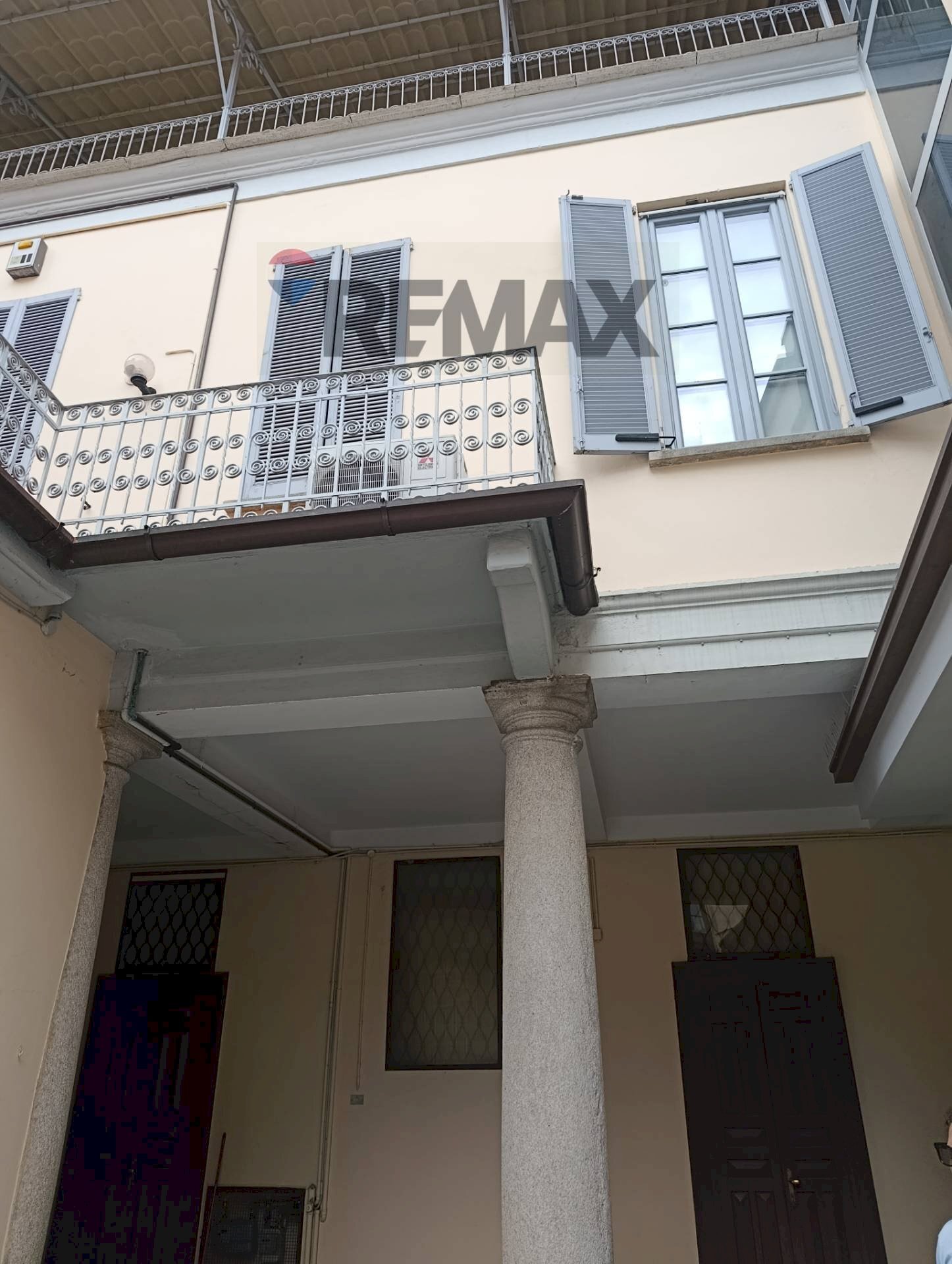 Edificio all\'aperto - Office Pavia - photo 1