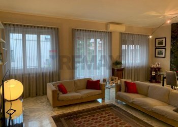 Soggiorno - Four-room apartment Pavia - photo 5