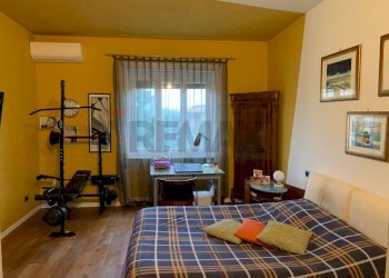 Camera / camera da letto - Four-room apartment Pavia - photo 11