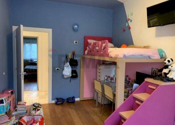 Camera / camera da letto - Four-room apartment Pavia - photo 17