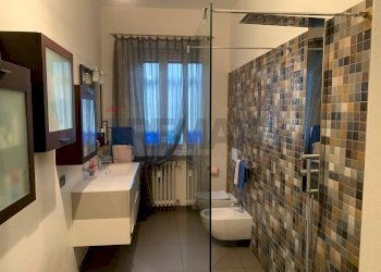 Bagno - Four-room apartment Pavia - photo 18