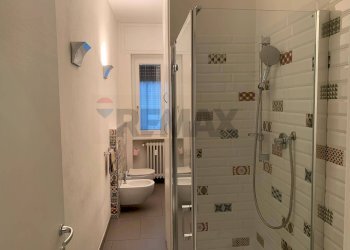 Bagno - Four-room apartment Pavia - photo 20