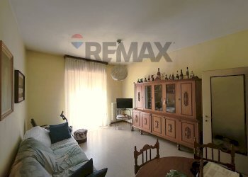Sala da pranzo - Trilocale Via Bergamo
 
14, Pavia - foto 1