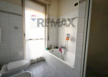 Bagno - Trilocale Via Bergamo
 
14, Pavia - foto 15