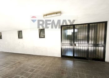 Ricezione / Lobby - Trilocale Via Bergamo
 
14, Pavia - foto 18