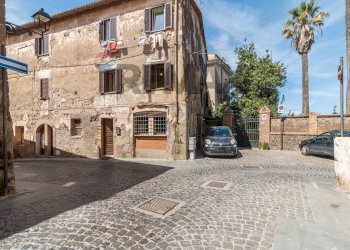 Edificio all\'aperto - Four-room apartment Via Trento e Trieste
 
31, Montalto di Castro - photo 3