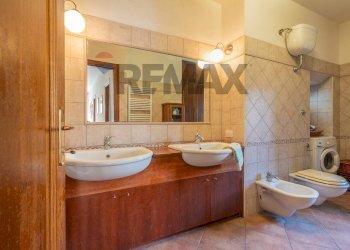 Bagno - Four-room apartment Via Trento e Trieste
 
31, Montalto di Castro - photo 31