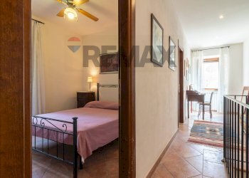 Hall / corridoio - Four-room apartment Via Trento e Trieste
 
31, Montalto di Castro - photo 35