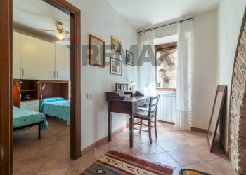 Hall / corridoio - Four-room apartment Via Trento e Trieste
 
31, Montalto di Castro - photo 39