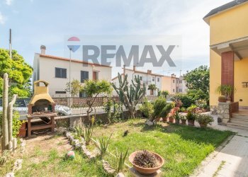 Giardino - Four-room apartment Via Mediterranea
 
12, Montalto di Castro - photo 16