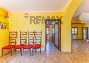Sala da pranzo - Villa S.V. Li Cadduffi
 
1H, Sassari - photo 40
