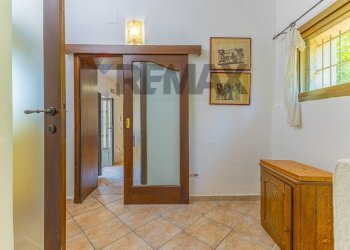 Hall / corridoio - Villa S.V. Li Cadduffi
 
1H, Sassari - photo 76
