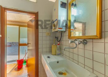Bagno - Villa S.V. Li Cadduffi
 
1H, Sassari - photo 96