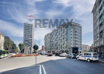 Edificio all\'aperto - Trilocale Piazza 4 Novembre
 
29, Sesto San Giovanni - foto 2