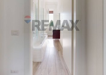 Hall / corridoio - Trilocale Milano - foto 11