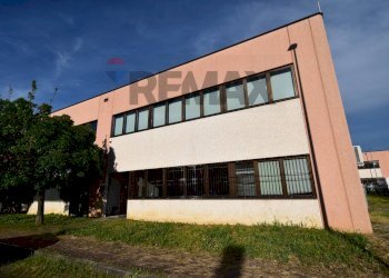 Casa all\'aperto - Ufficio Via Strasburgo
 
24, Parma - foto 5