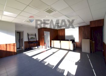 Stanza vuota - Ufficio Via Strasburgo
 
24, Parma - foto 24