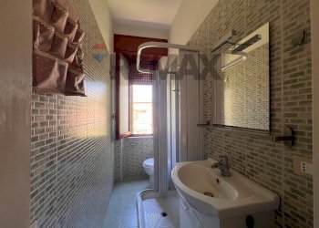 Bagno - Bilocale via Firenze
 
5, Benevento - foto 10