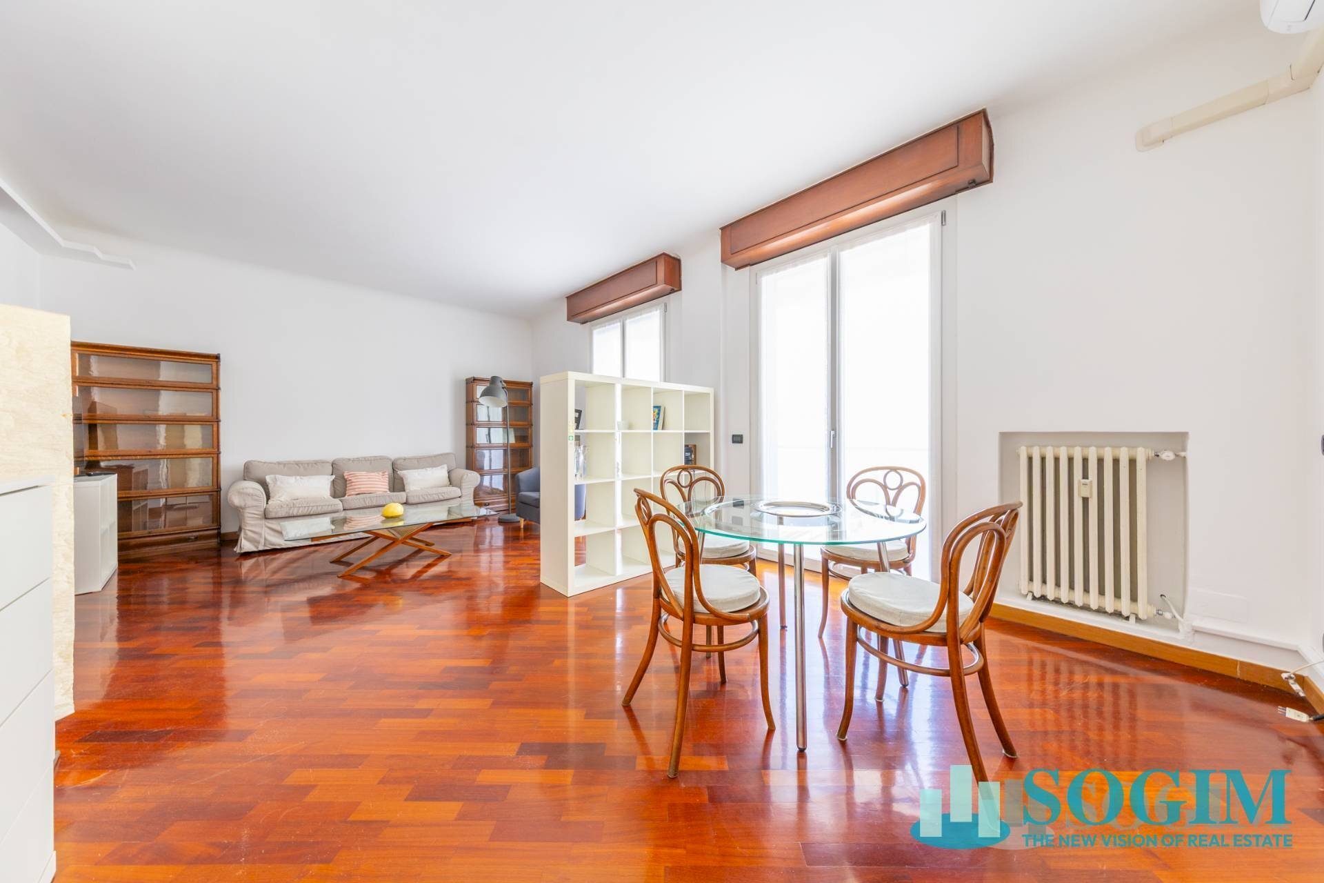 Foto 1 - Four-room apartment VIA EMILIO MOROSINI
 
40, Milano - photo 1