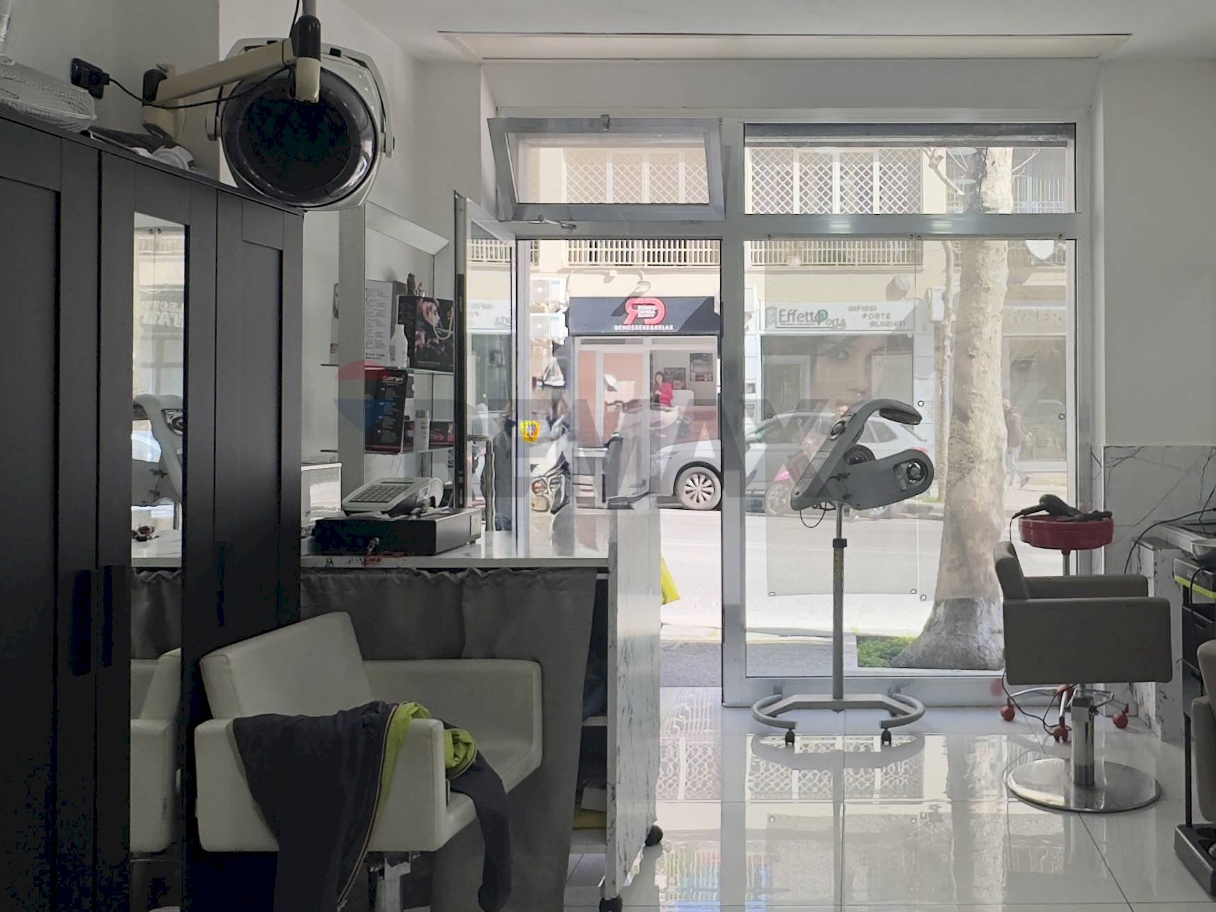 Soggiorno - Shop Via Bernardo Cavallino
 
63A, Napoli - photo 1