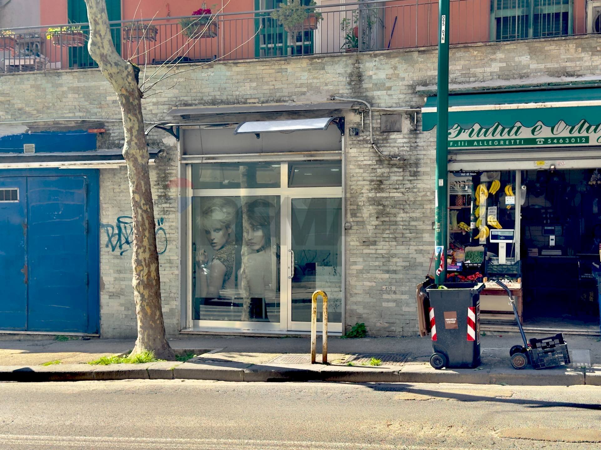 Edificio all\'aperto - Shop Via Bernardo Cavallino
63A, Napoli - photo 3