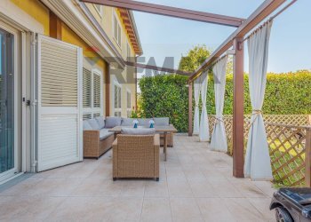 Terrazza - Villa a Schiera Strada Carpaneto
 
1, Parma - foto 6