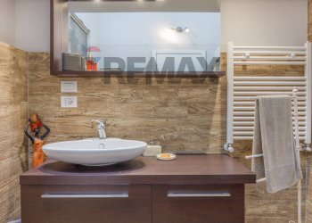 Bagno - Villa a Schiera Strada Carpaneto
 
1, Parma - foto 32