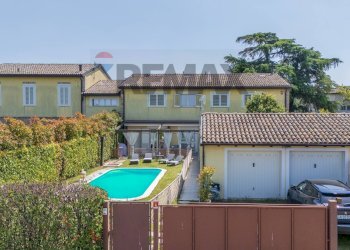 Piscina - Villa a Schiera Strada Carpaneto
 
1, Parma - foto 45
