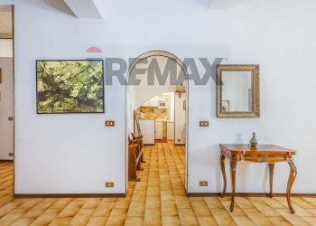 Hall / corridoio - Four-room apartment BORGO COCCONI
 
34, Parma - photo 7