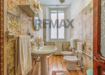 Bagno - Four-room apartment BORGO COCCONI
 
34, Parma - photo 24