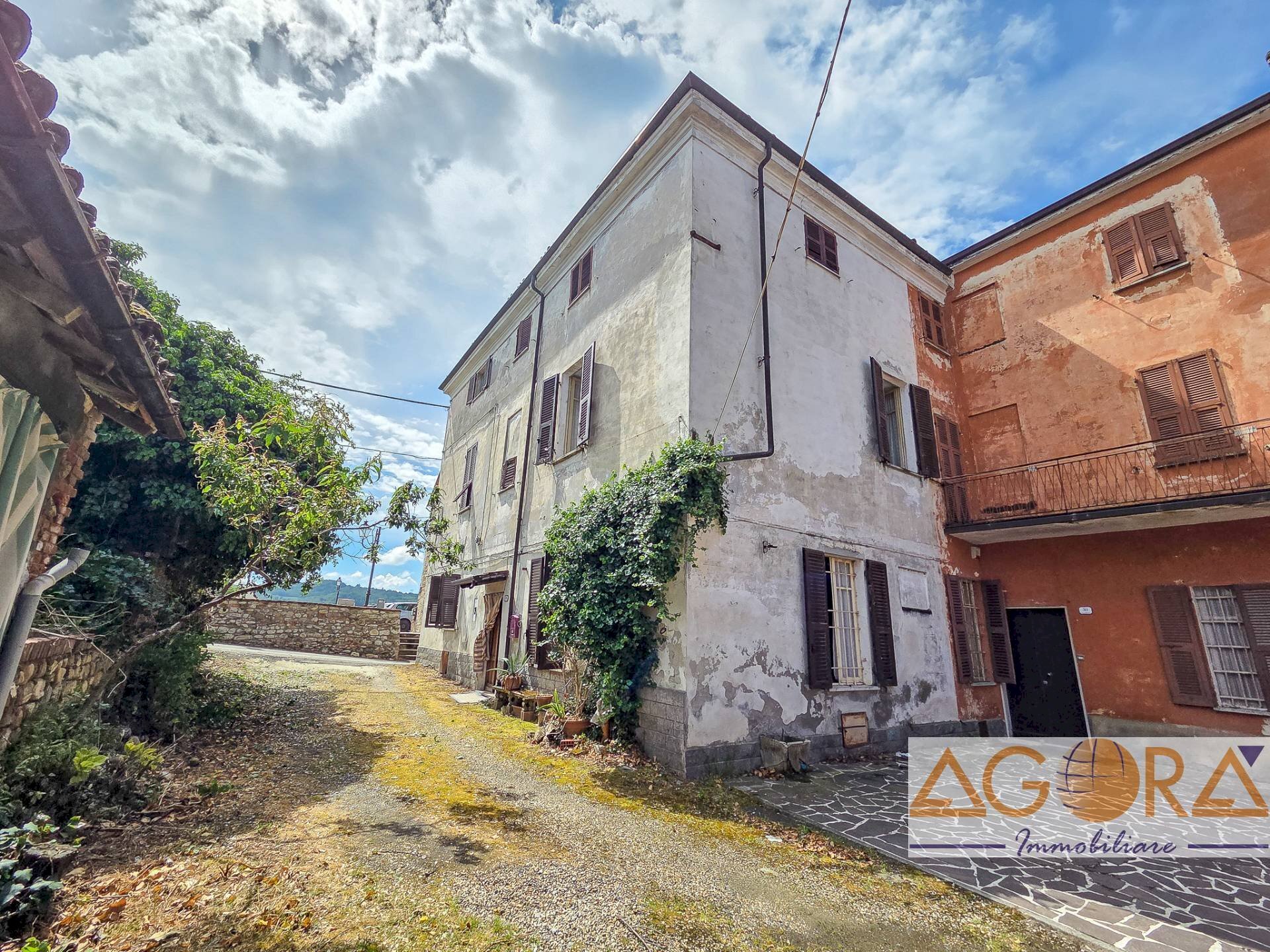 Foto 1 - Casa indipendente Via 5 Martiri, Carezzano - foto 1