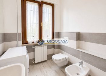 bagno - Trilocale Via  gioconda, Massa - foto 8