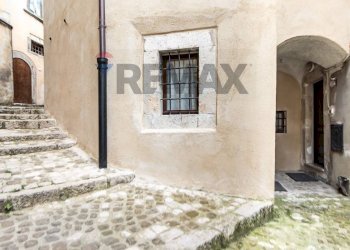 Casa all\'aperto - Independent house Via Fontana Nuova
 
16, Barrea - photo 3