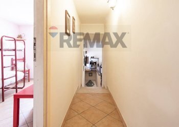 Hall / corridoio - Independent house Via Fontana Nuova
 
16, Barrea - photo 26