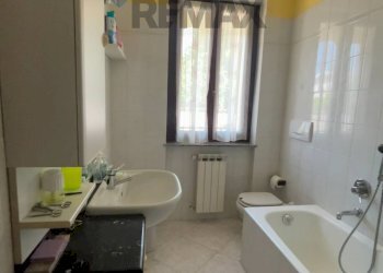 Bagno - Semi-detached house Via Adige
 
25, Bonate Sopra - photo 16