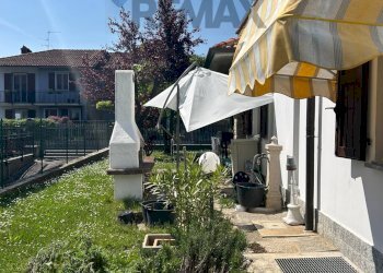 Giardino - Semi-detached house Via Adige
 
25, Bonate Sopra - photo 28