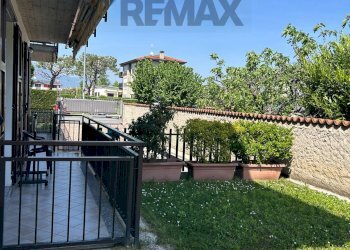 Giardino - Semi-detached house Via Adige
 
25, Bonate Sopra - photo 30
