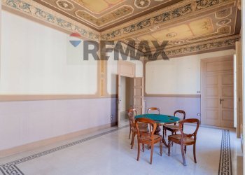 Sala da pranzo - Trilocale Via Malta
 
21, Palermo - foto 18