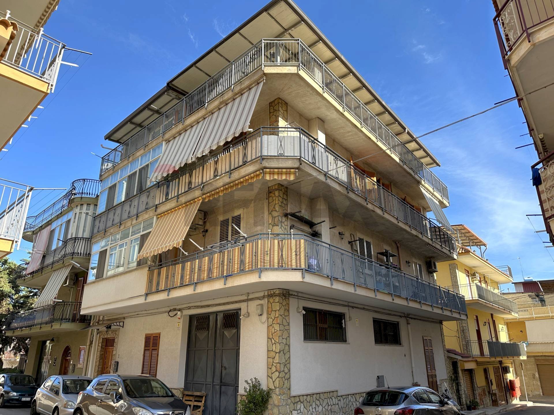 Edificio all\'aperto - Apartment Villabate - photo 1