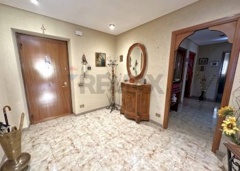 Hall / corridoio - Apartment Villabate - photo 8