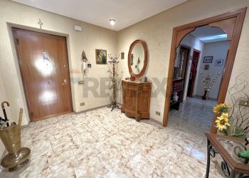 Hall / corridoio - Apartment Villabate - photo 9