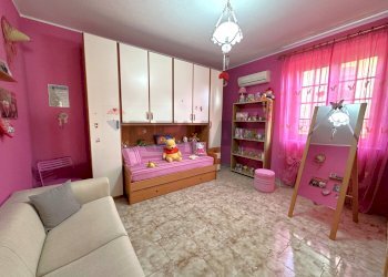 Camera / camera da letto - Apartment Villabate - photo 25