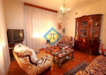 Foto 16 - Villa via Carlonga
 
5, Caneva - photo 16