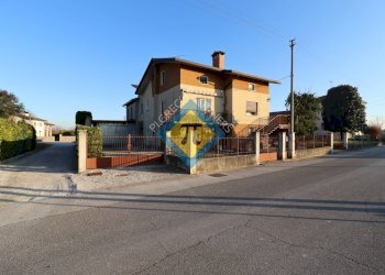 Foto 76 - Villa via Carlonga
 
5, Caneva - photo 76