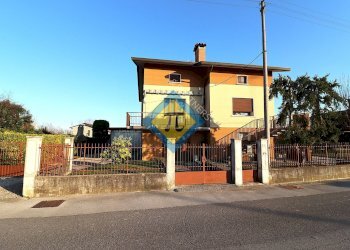 Foto 77 - Villa via Carlonga
 
5, Caneva - photo 77